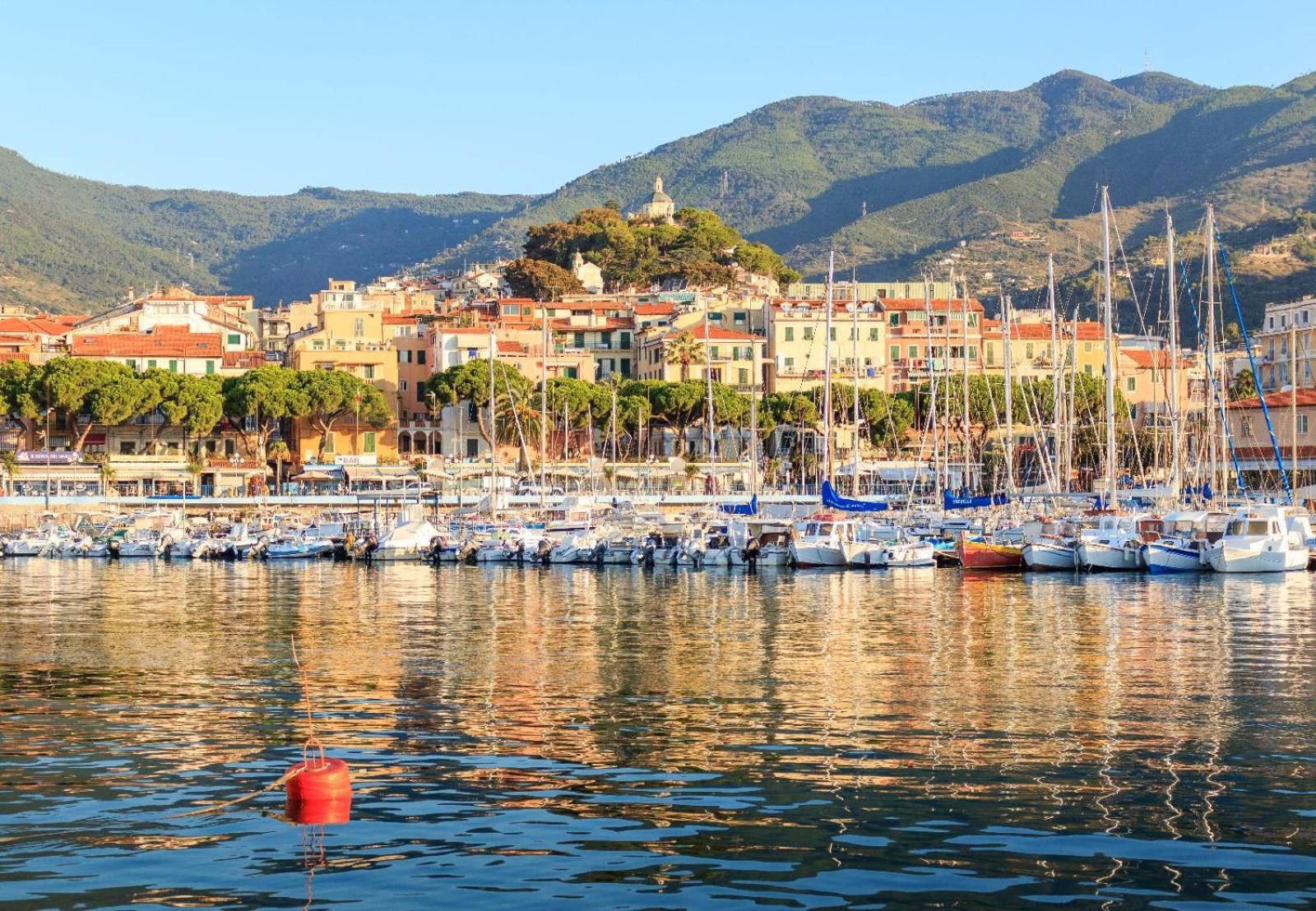 La Pace, Il Sole, Il Mare - Sanremo Casa Indipendente Vista Mare, Posto Auto Privato, Ampio Spazio Esterno Attrezzato, A Pochi Minuti Dalle Spiagge Zewnętrze zdjęcie